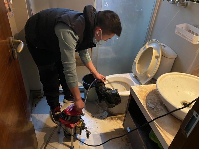 绵阳马桶疏通-疏通下水道